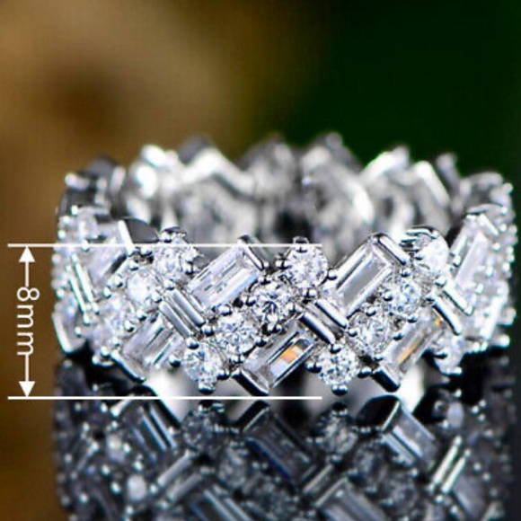 NWT 925 STERLING SILVER Diamond RING - Picture 2 of 2